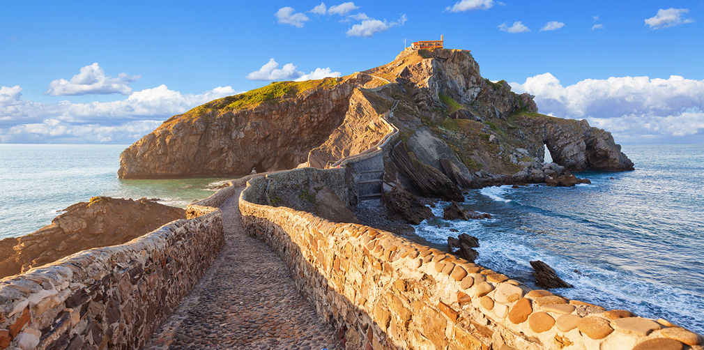 Trek to Gaztelugatxe on the Biscay coast